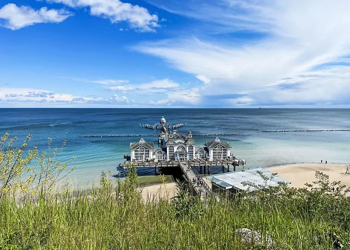 Summerbreeze Cloud By Interhome *